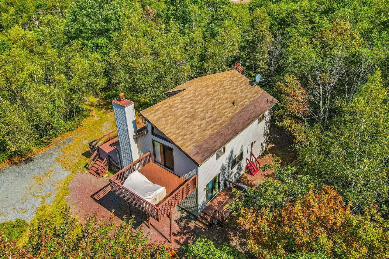 Вилла House In The Woods Albrightsville Экстерьер фото